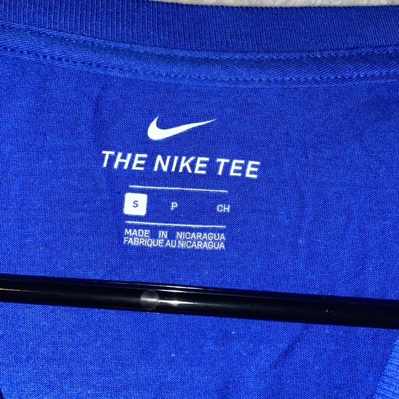 SOLD Luka Doncic Shirt - Picture 2 of 4